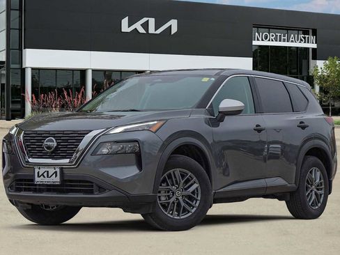 Used 2021 Nissan Rogue S image 1