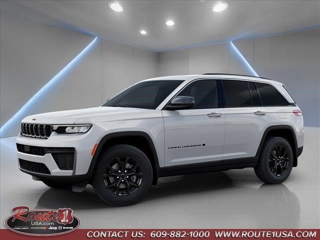 New 2026 Jeep Grand Cherokee Altitude AWD/4WD image 2