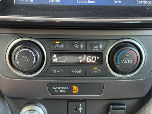 Used 2023 Nissan Leaf S FWD image 24