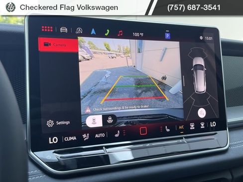 New 2025 Volkswagen Tiguan SE image 7