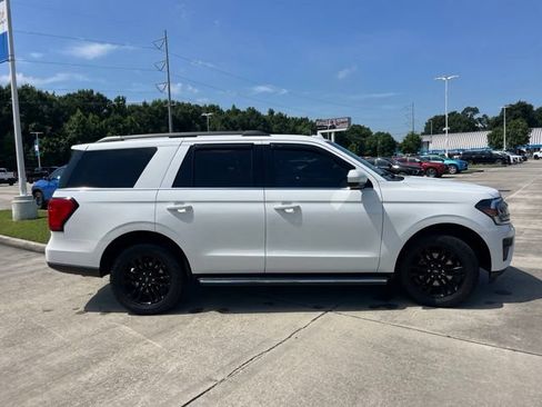 Used 2023 Ford Expedition XLT RWD image 10