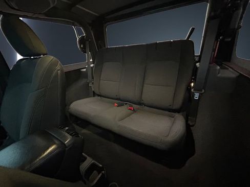 Used 2021 Jeep Wrangler Sport image 13