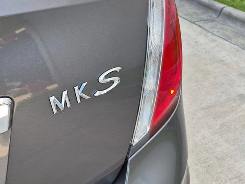 Used 2012 Lincoln MKS FWD image 30