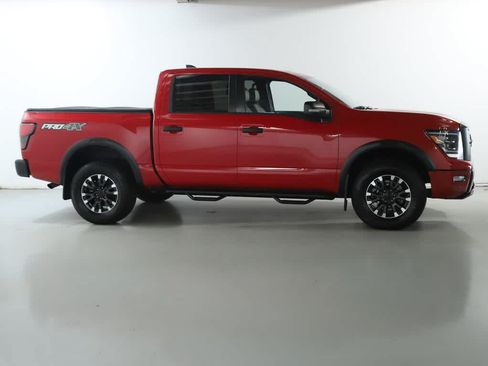 Used 2023 Nissan Titan PRO-4X w/ Pro-4x Convenience Package AWD/4WD image 11