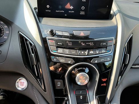 Used 2019 Acura RDX FWD w/ Advance Package image 17