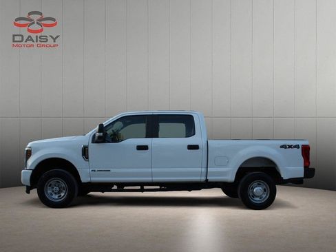 Used 2019 Ford F250 XL w/ Power Equipment Group AWD/4WD image 8