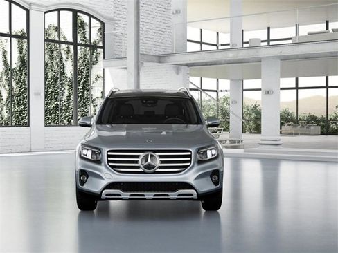 New 2026 Mercedes-Benz GLB 250 4MATIC image 7