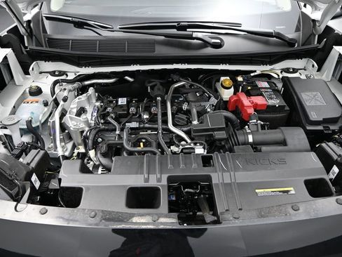 Certified 2026 Nissan Kicks SV w/ SV Premium Package FWD image 27