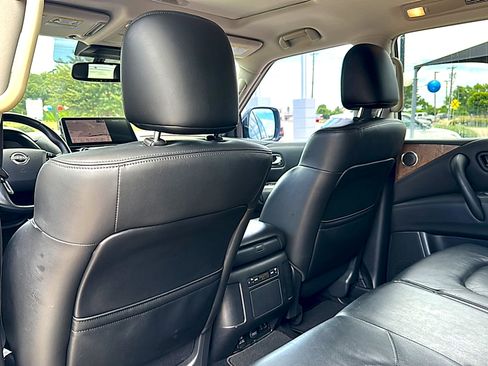 Used 2022 Nissan Armada SL RWD image 18