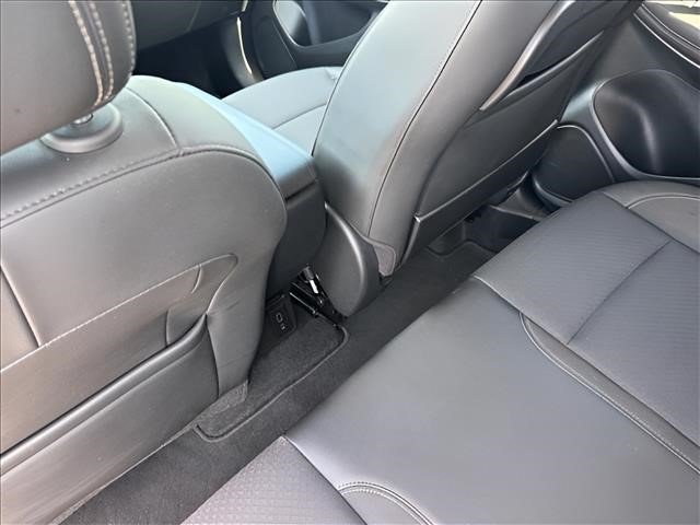 Used 2023 Buick Encore GX Select FWD image 13