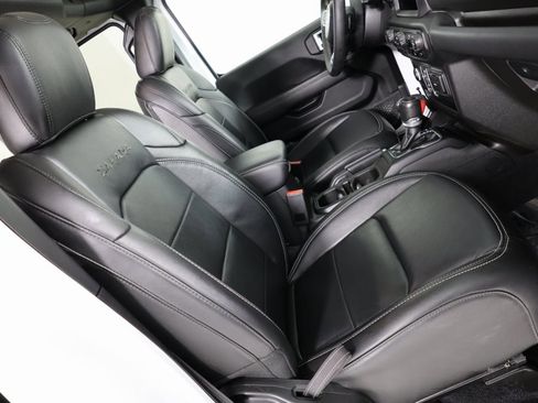 Used 2023 Jeep Wrangler Unlimited Sahara w/ Dual Top Group image 10