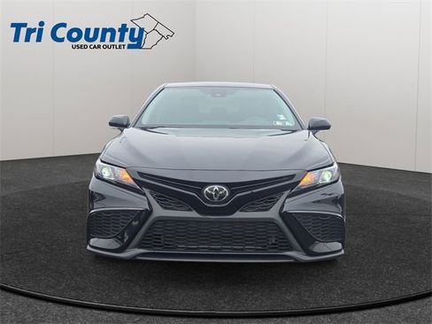 Certified 2024 Toyota Camry SE image 2