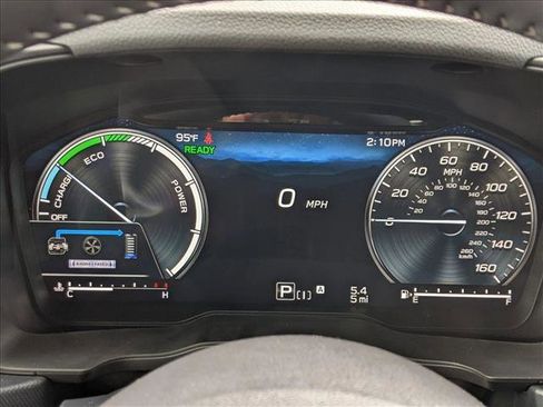 Used 2025 Subaru Forester Limited image 10