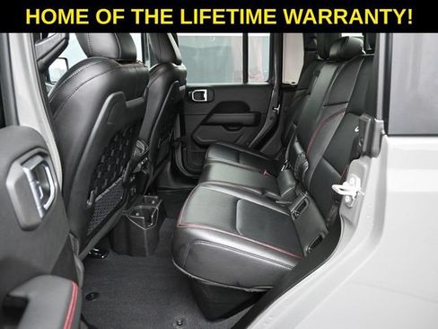 Used 2023 Jeep Gladiator Rubicon w/ Cold Weather Group AWD/4WD image 37