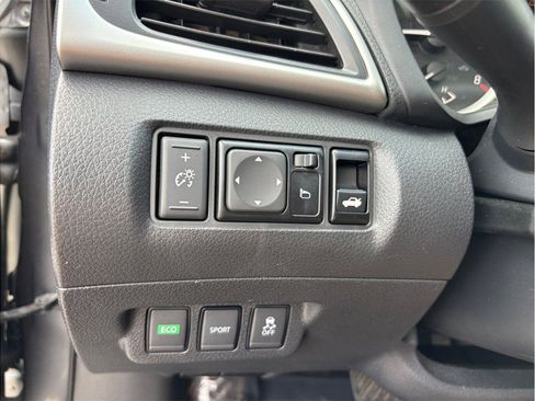 Used 2017 Nissan Sentra SV w/ Style Package image 24