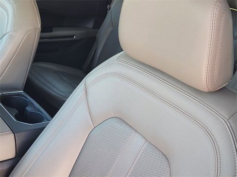 Used 2021 Ford Expedition Limited image 25