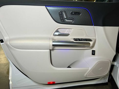 Certified 2025 Mercedes-Benz GLA 250 4MATIC image 20