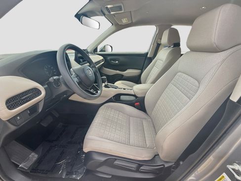 Used 2023 Honda HR-V LX image 16