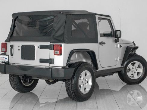 Used 2008 Jeep Wrangler Rubicon w/ Trailer Tow Group AWD/4WD image 6