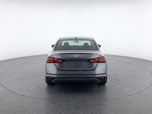 Used 2025 Nissan Altima 2.5 SV FWD image 7