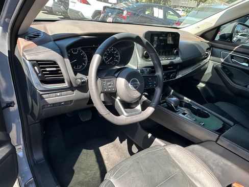 Used 2021 Nissan Rogue SL w/ Premium Package FWD image 21