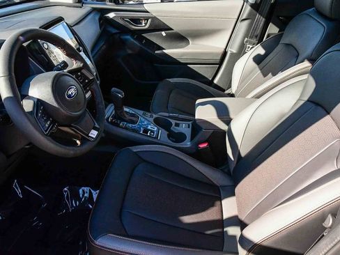 New 2026 Subaru Crosstrek 2.5i Limited w/ Crosstrek Mirror Package image 18