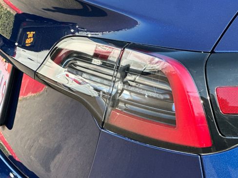 Used 2020 Tesla Model 3 image 30