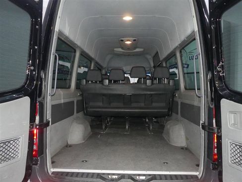 Used 2018 Mercedes-Benz Sprinter 2500 w/ Driver Efficiency Package image 9