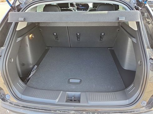 New 2026 Chevrolet Trax LT w/ Sunroof Package image 6