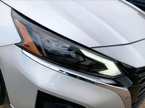 Used 2024 Nissan Altima 2.5 SV image 35