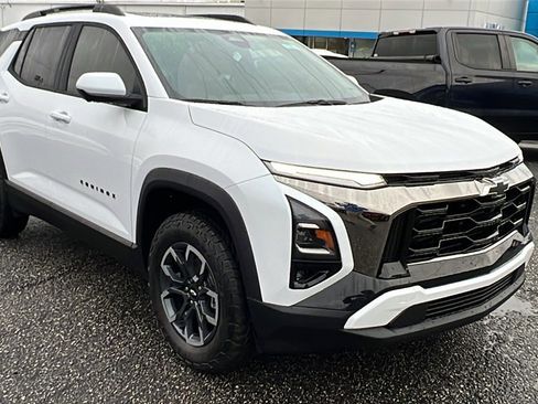 New 2026 Chevrolet Equinox ACTIV w/ Convenience Package III image 3