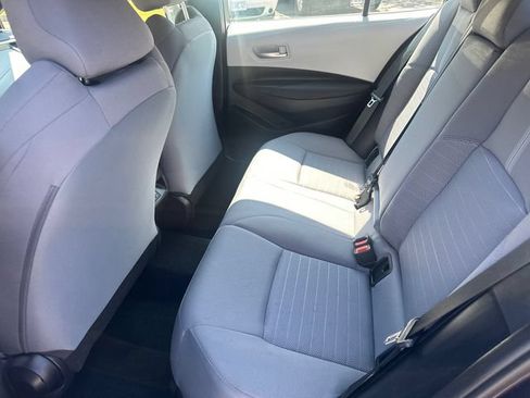 Used 2025 Toyota Corolla SE w/ SE Premium Package FWD image 17