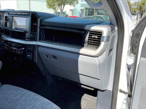 Used 2024 Ford F250 XLT w/ FX4 Off-Road Package image 17