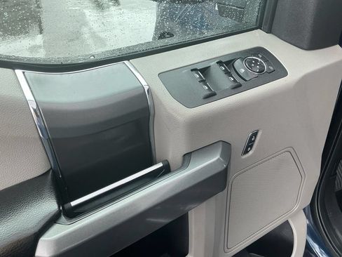 Used 2018 Ford F150 XLT w/ Equipment Group 301A Mid AWD/4WD image 16