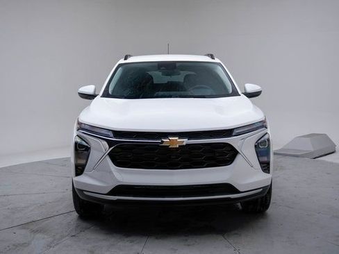 New 2026 Chevrolet Trax LT w/ Driver Confidence Package image 15