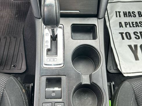 Used 2017 Subaru Outback 2.5i Premium AWD/4WD image 16