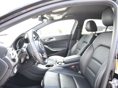 Used 2020 Mercedes-Benz GLA 250 image 14