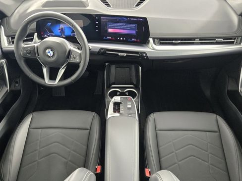 Used 2025 BMW X1 xDrive28i w/ Premium Package image 19