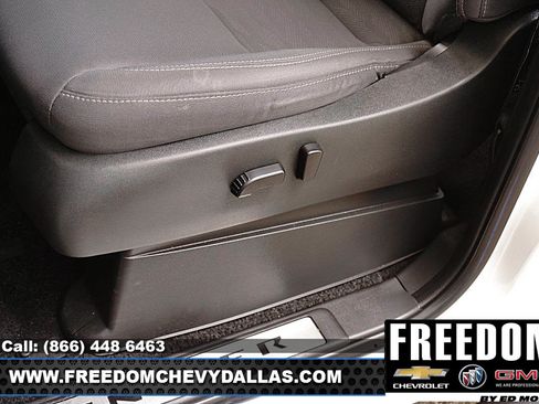 Used 2023 Nissan Frontier SV w/ Midnight Edition Package RWD image 30