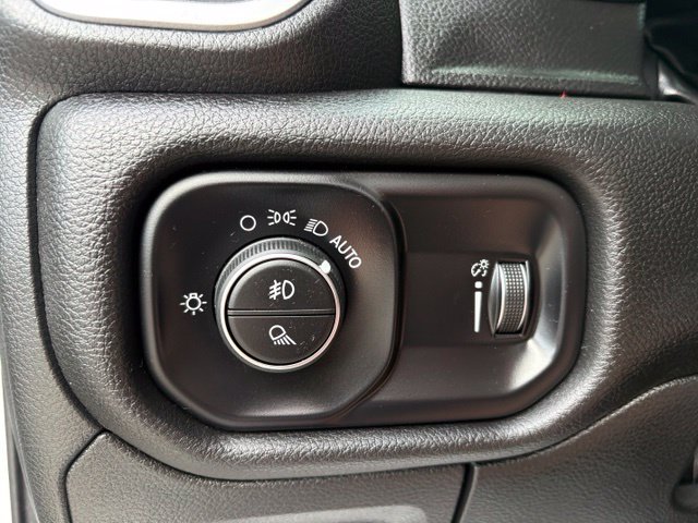 Used 2023 RAM 1500 Big Horn AWD/4WD image 26