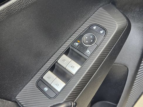 Used 2023 Mitsubishi Outlander ES FWD image 20