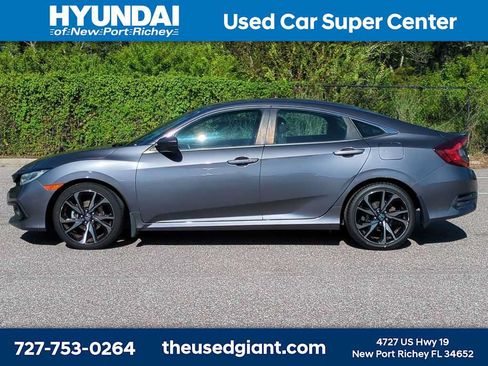 Used 2019 Honda Civic Sport image 2