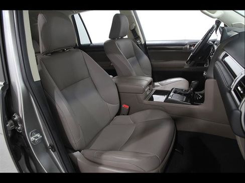 Used 2023 Lexus GX 460 Premium w/ Premium Package AWD/4WD image 18