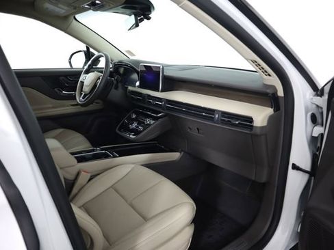 Used 2022 Lincoln Corsair Reserve w/ Equipment Group 201A image 62