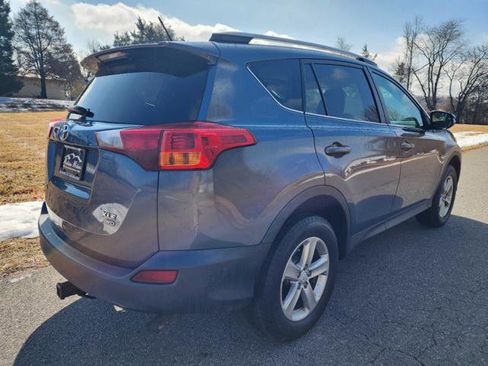 Used 2013 Toyota RAV4 XLE image 6
