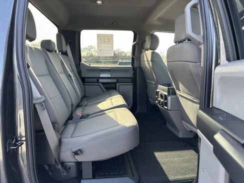 Used 2019 Ford F250 XLT w/ XLT Premium Package image 14