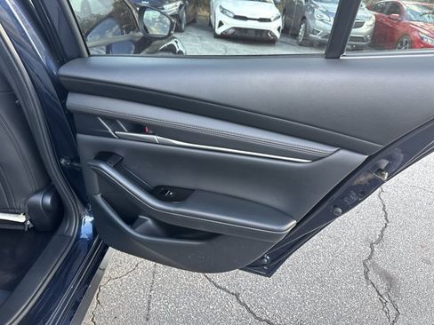 Used 2024 MAZDA MAZDA3 s image 19