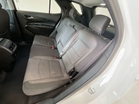 Used 2018 Chevrolet Equinox LT AWD/4WD image 22