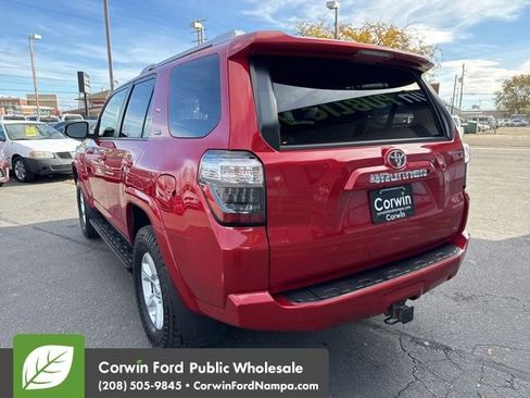 Used 2016 Toyota 4Runner SR5 Premium image 7