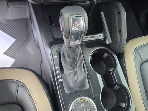 New 2025 Ford Bronco Big Bend w/ Black Diamond Package image 18